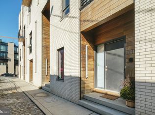 441 Wallace St, Philadelphia, PA 19123