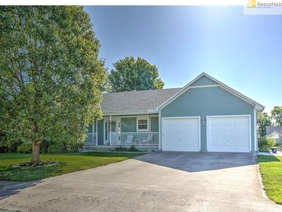 303 Pecan Tree Ave, Lone Jack, MO, 64070