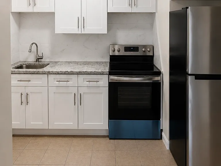 33 River St #5 — Photo 2