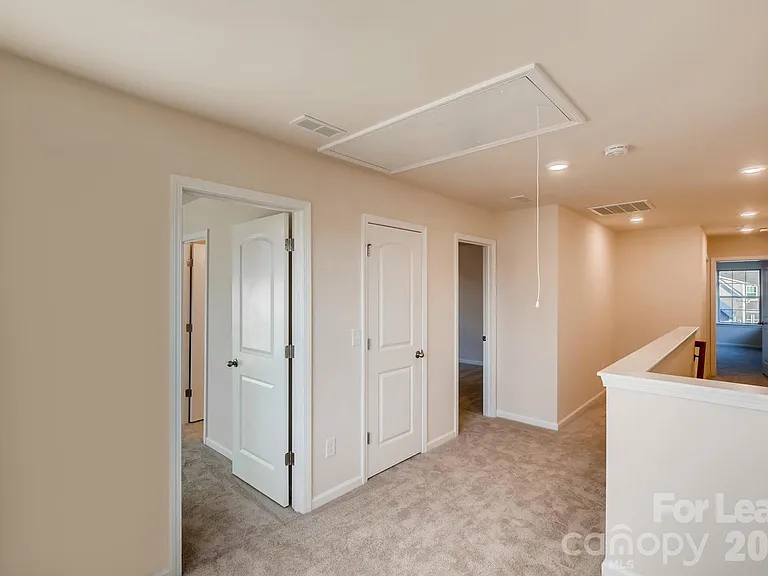 6418 Raffia Rd — Photo 23