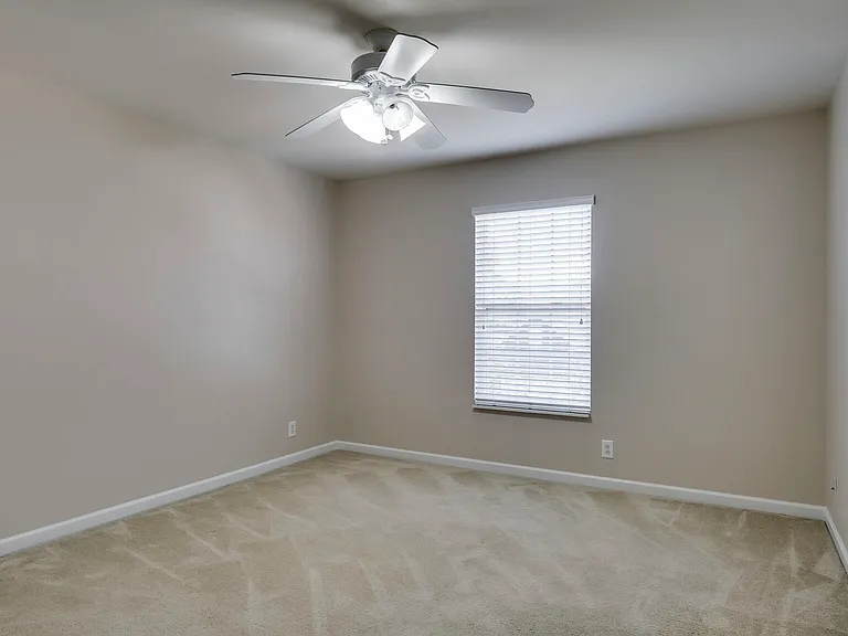 1812 Apple Ridge Cir — Photo 28