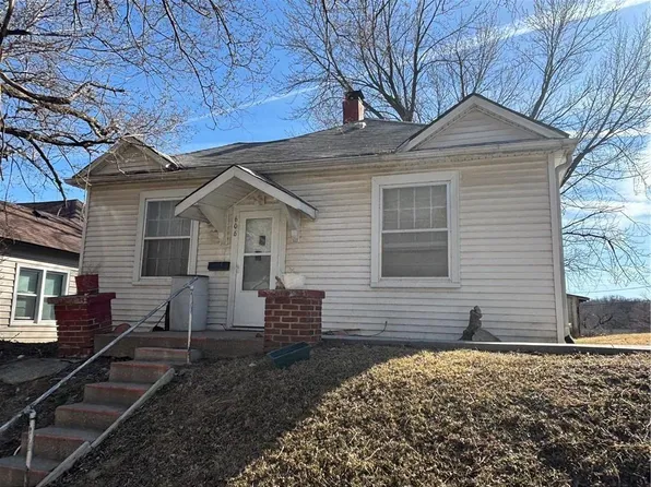 606 Harmon St, Saint Joseph, MO 64504