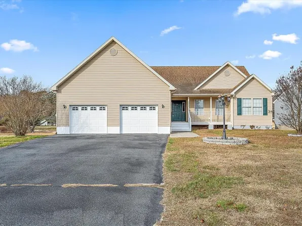 3374 Navigator Dr, Greenbackville, VA 23356