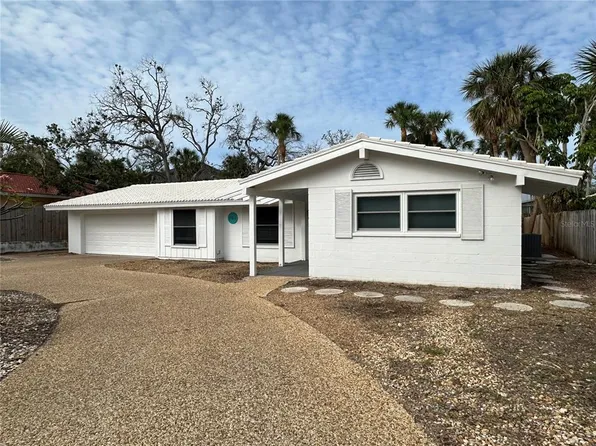 782 Birdsong Ln, Sarasota, FL 34242