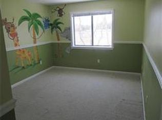 100 Hunters Run Pl, Haverhill, MA 01832