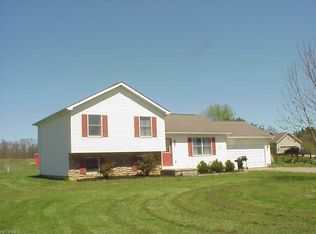 11283 Center Rd, Garrettsville, OH 44231