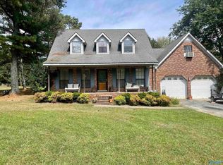 120 Rabbit Run Rd, Rainsville, AL 35986