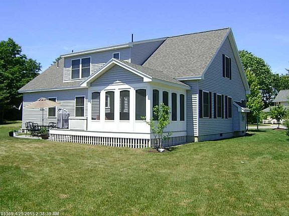 4th image of 12 Lexington Dr #10