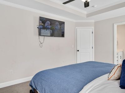 4235 Overhills Rd, Spring Lake, NC, 28390