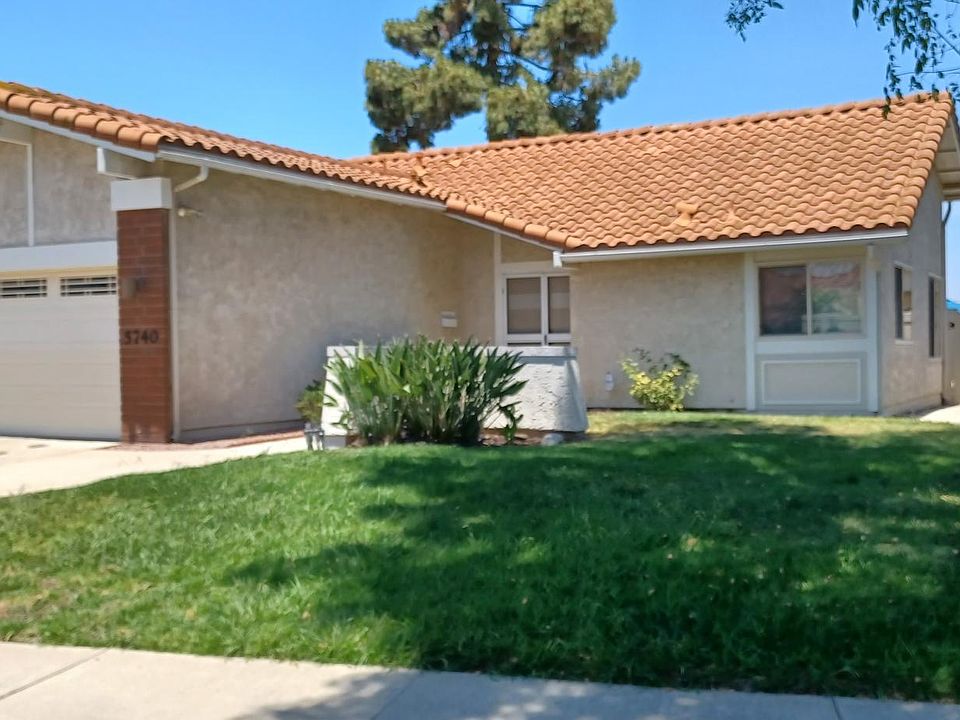 1st image of 5740 Avenida Circo