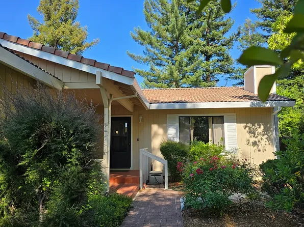 232 Almond Way, Healdsburg, CA 95448