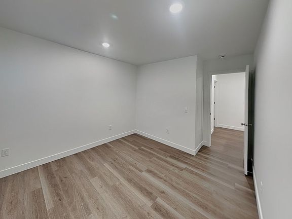 5th image of 8552 47th Pl NE