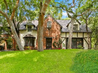 1701 E Altadena Dr, Altadena, CA 91001