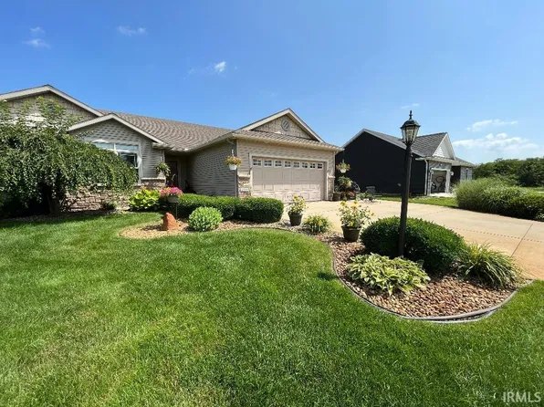 25863 Northland Crossing Dr, Elkhart, IN 46514