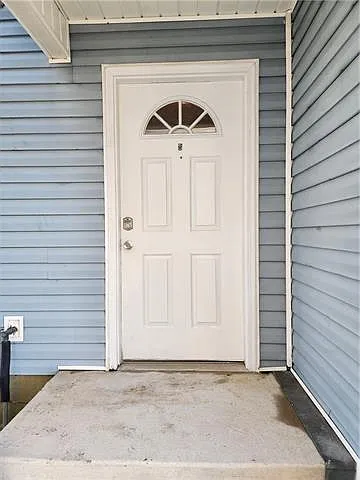 870 Marina Dr #B — Photo 3