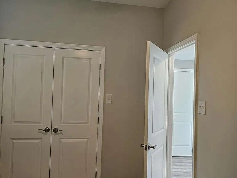 8709 Apricot St — Photo 29