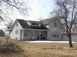 165 Oak St, Bee, NE 68314