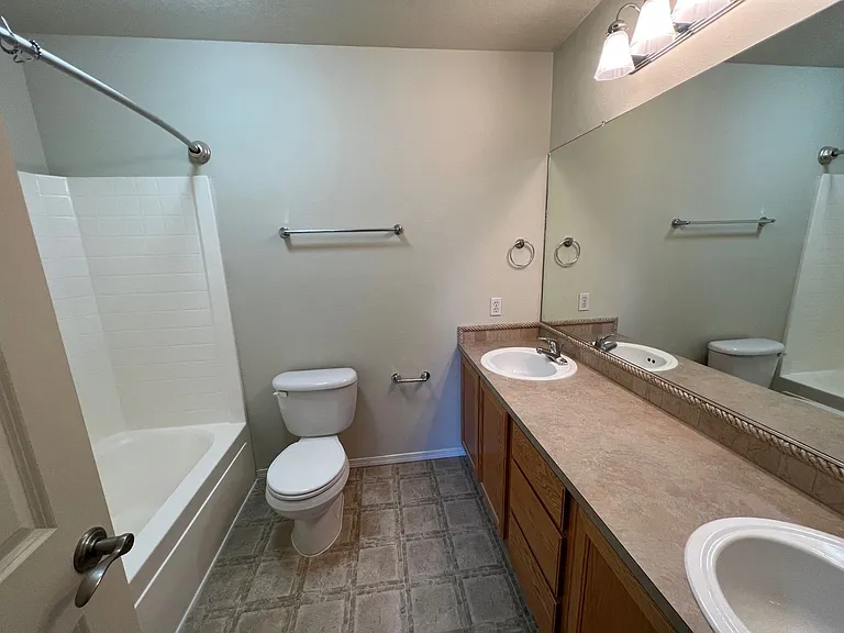 18661 SW 93rd Ter — Photo 8