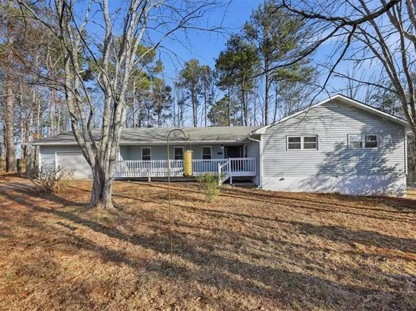 8976 Ochil Ln, Winston, GA 30187