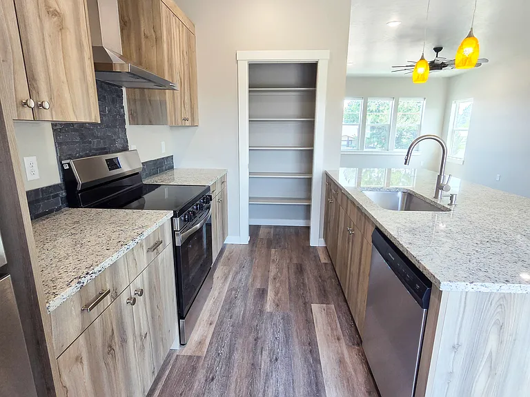 2953 N Maple Grove Rd — Photo 23