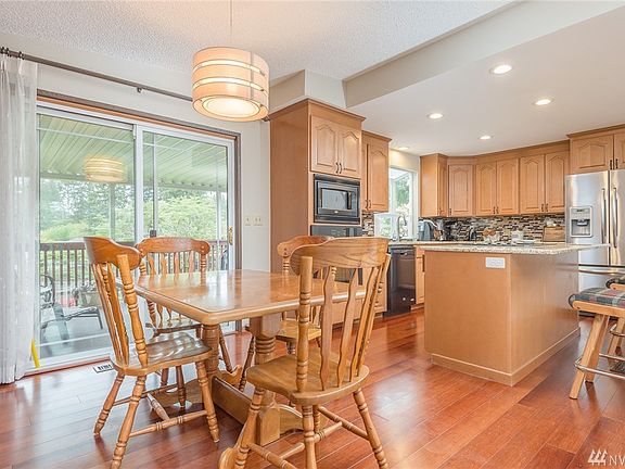 5th image of 5002 66th Avenue Ct W