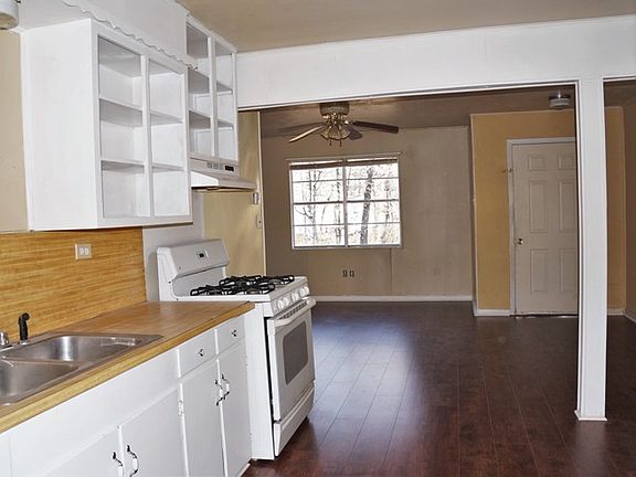 5th image of 107 Hidden Valley Dr
