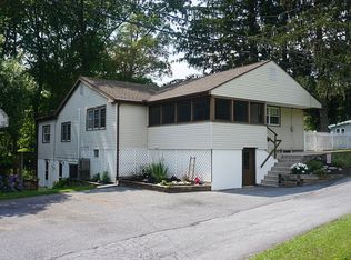 1531 Potato Valley Rd, Harrisburg, PA 17112