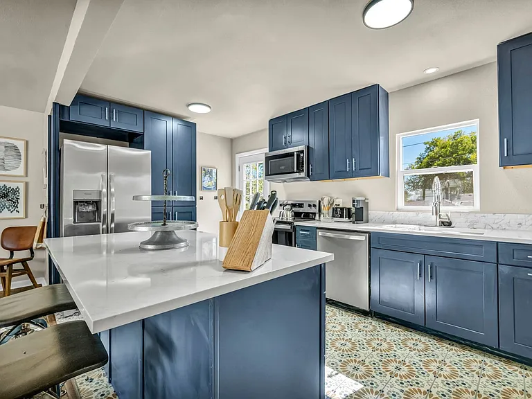 1678 Ordway Ave — Photo 4