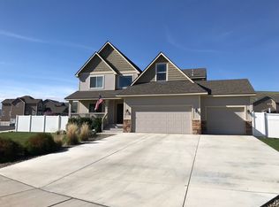 4705 Goat Rocks Ct, Yakima, WA 98901