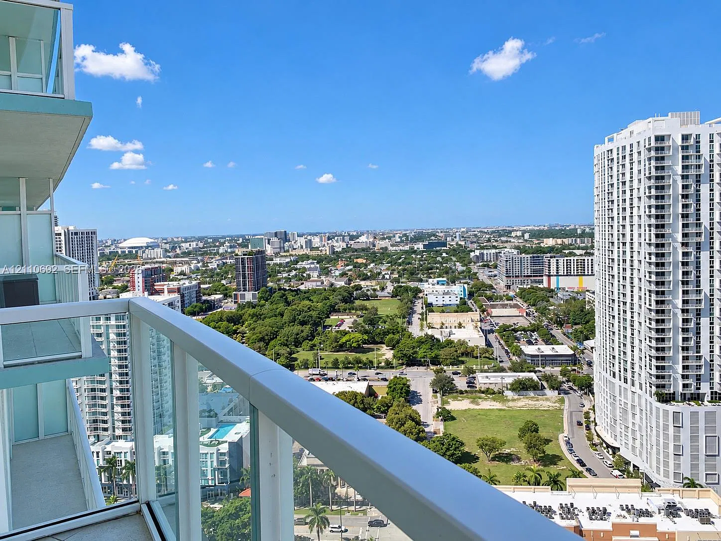 Quantum On The Bay Condo — Photo 3