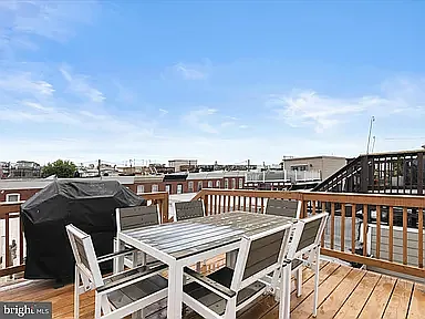 606 S Robinson St — Photo 4