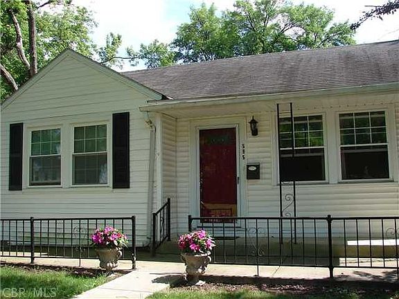 4th image of 595 Selby Blvd S
