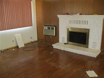 3rd image of 450 N Central Valley Dr