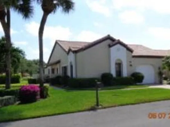 8273 Waterline Dr, Boynton Beach, FL 33472