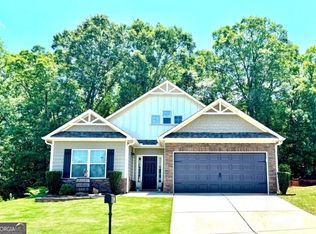 97 Village Park Dr, Newnan, GA 30265