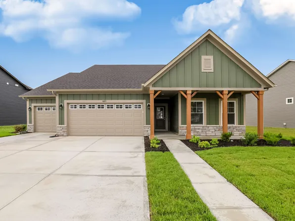 8673 Meadowlands, Plainfield, IN 46168