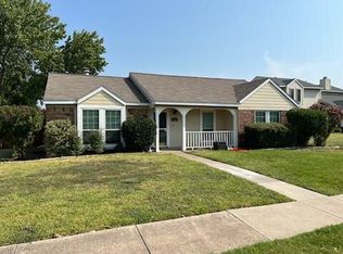 900 Elmhill Ct, Coppell, TX 75019