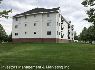 2450 27th Ave S #105, Grand Forks, ND 58201