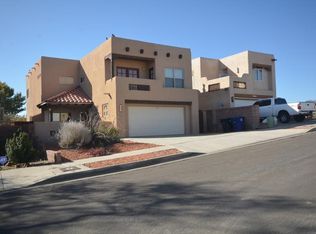 4516 Tres Vistas Rd NW, Albuquerque, NM 87120
