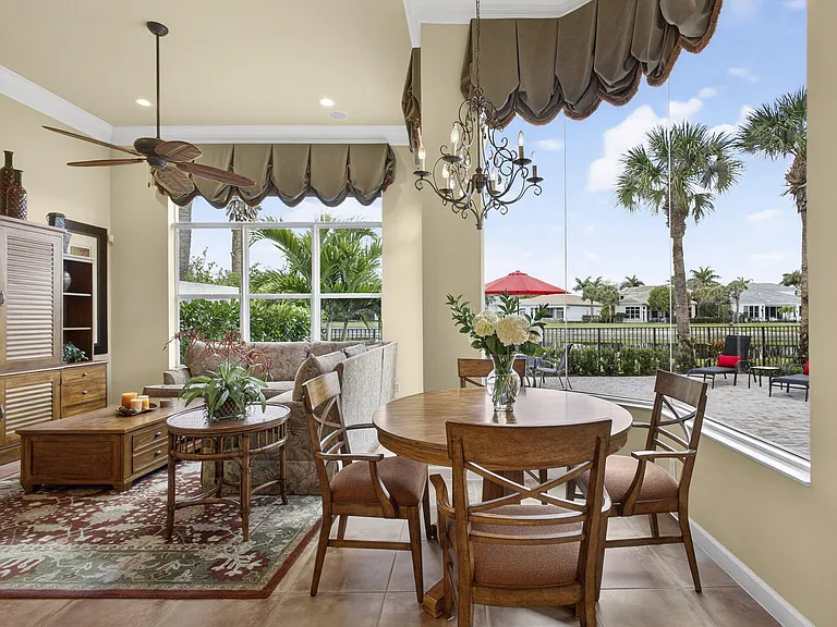 207 Andalusia Dr — Photo 11