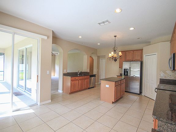 4th image of 10647 Liberty Bell Dr