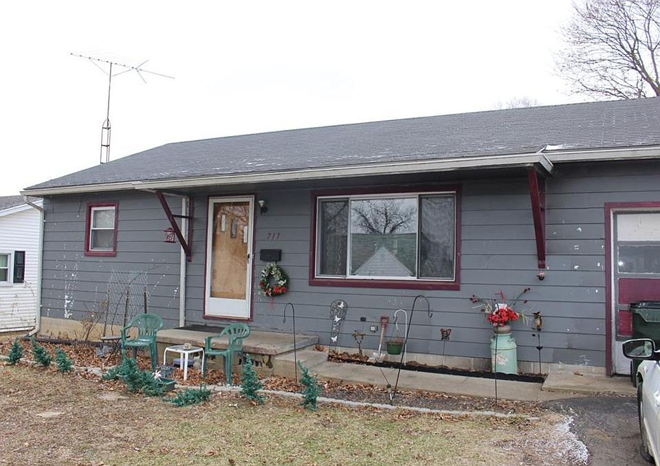 1st image of 717 Hagenbuch St