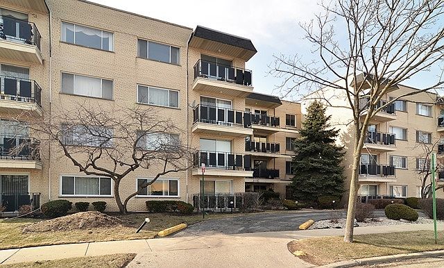 1st image of 8230 Elmwood Ave APT 308
