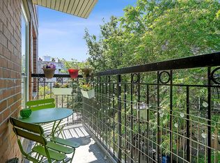 392 11th St APT 3A, Brooklyn, NY