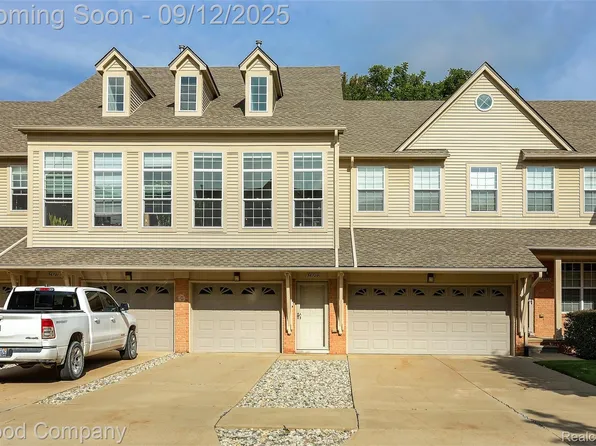 56729 Longhorn Dr, Shelby Township, MI 48316