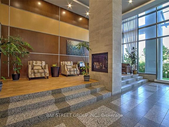 5th image of 88 Grangeway Ave #2209