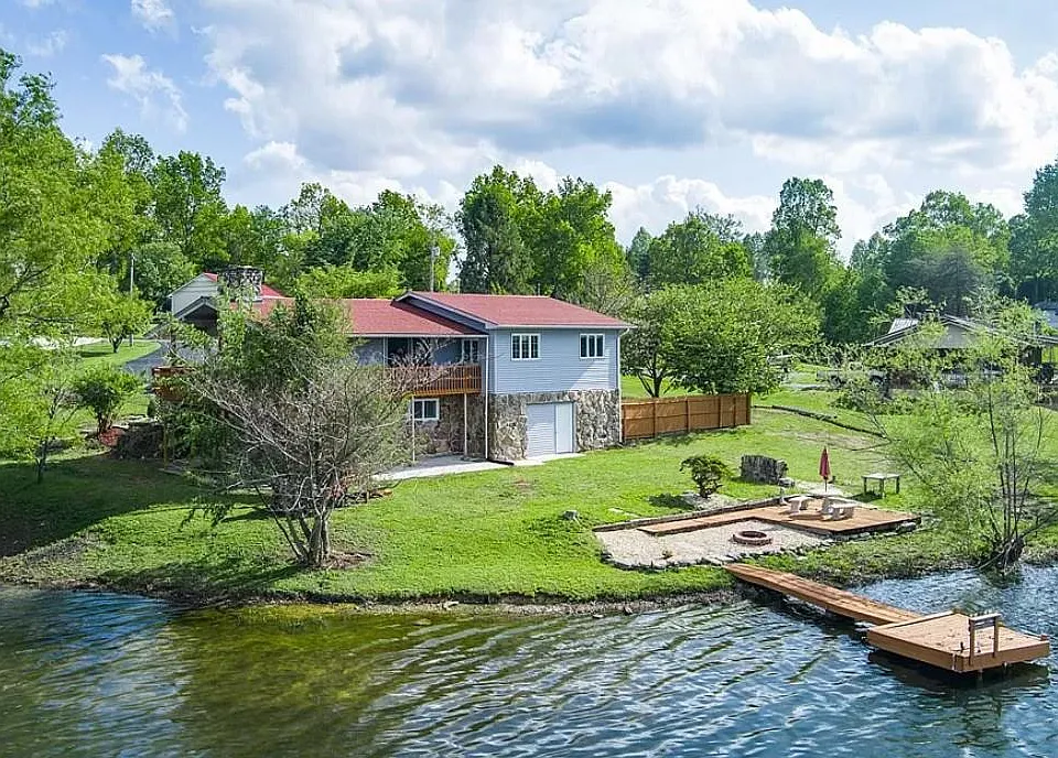 258 Idlewild Dr