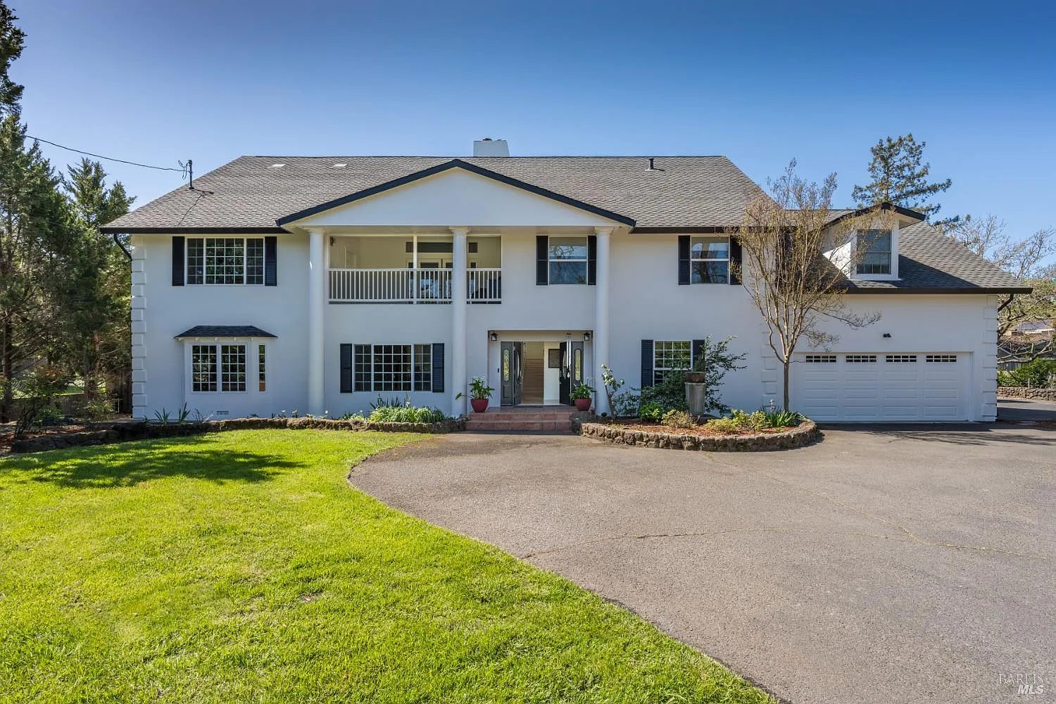 1101 Hedgeside Avenue photo 1