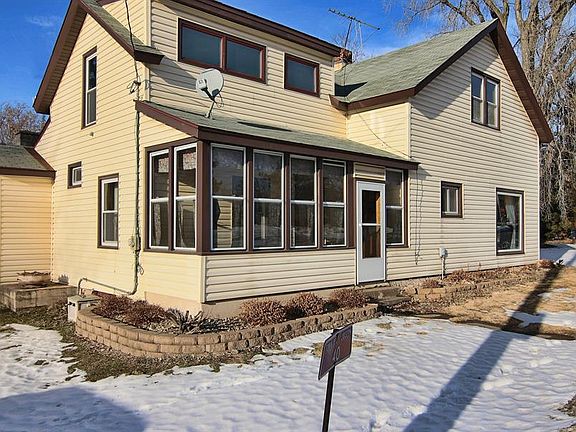 2nd image of 40 Houlton School Cir
