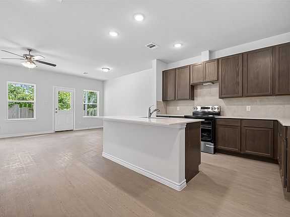 2nd image of 9020 Madera Rd